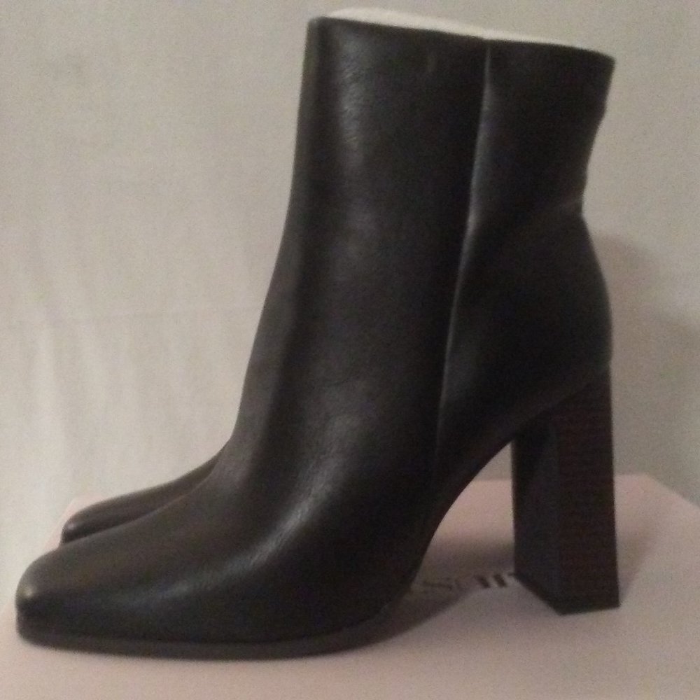 JUSTFAB Black Amber Ankle Heeled Boots - Size 10M Women